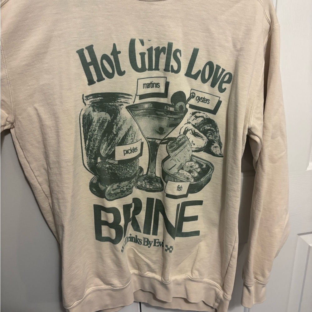 Graphic Sweatshirt with Fun Print (MISPRINT)